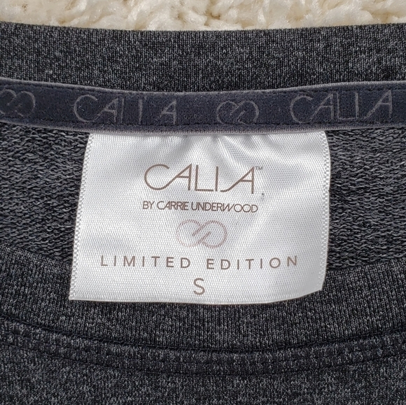 𝅺calia Carrie Underwood women US Small grey caviar black raglan top Limited Ed - Picture 3 of 11